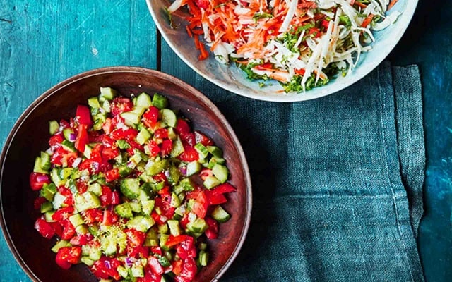 طرز تهیه سالاد شیرازی اصیل