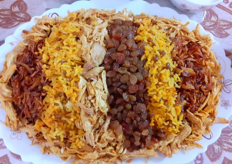 تزیین برنج مجلسی برای مهمان
