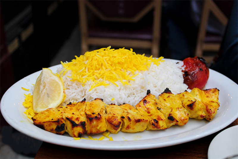 برنج شیرودی چیست: تاریخچه، ویژگی‌ها، کاربردها و راهکارهای نگهداری